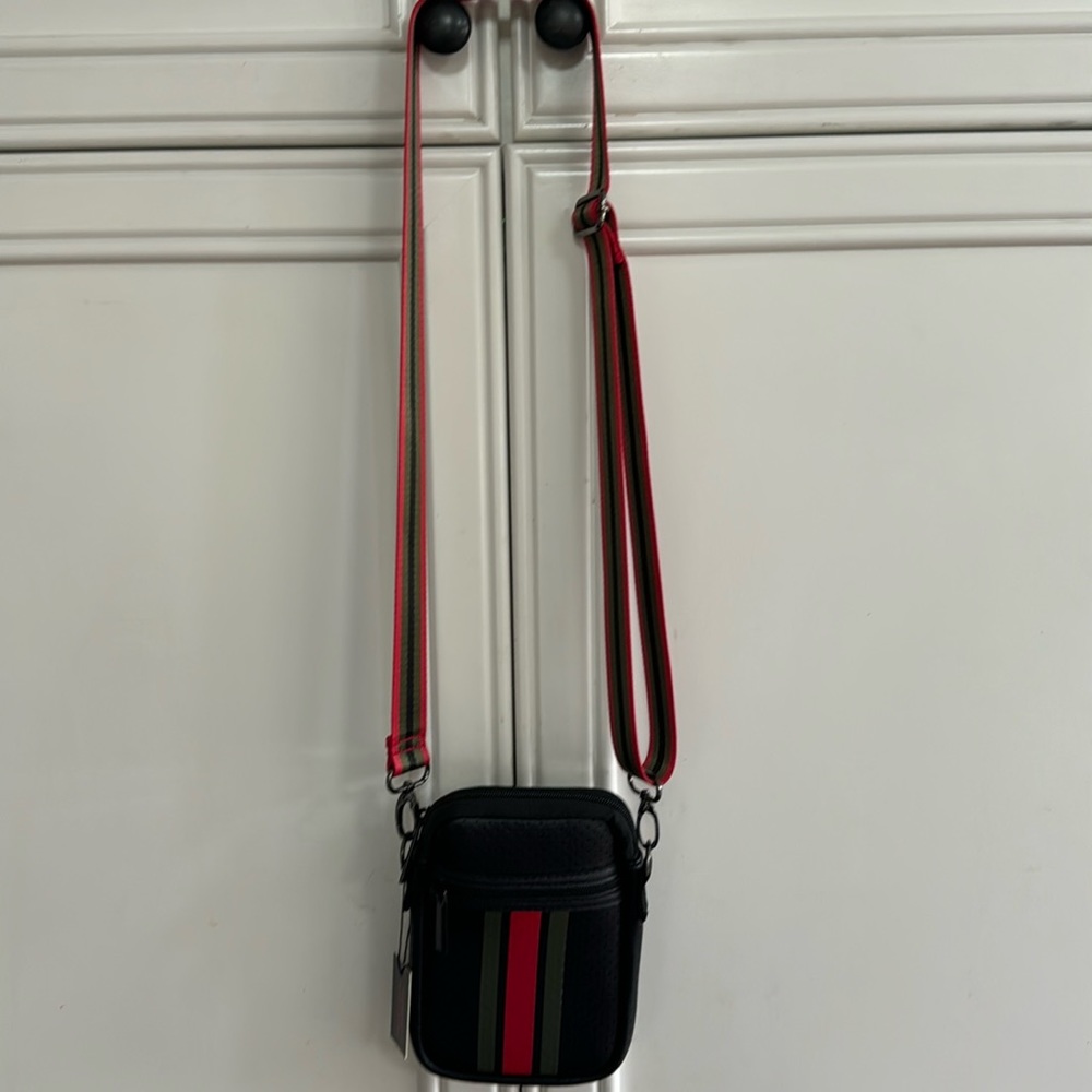Haute Shore Casey Bello Cellphone Crossbody NWT